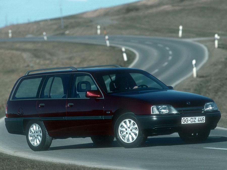  Opel Omega Caravan 1986 года  (фото 9 из 14)